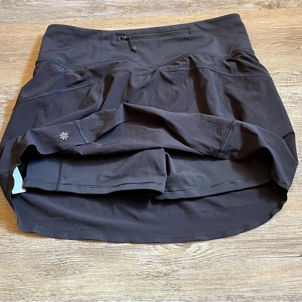 Athleta Run with It 16 inch skort black medium Activewear Skirt - Picture 4 of 8